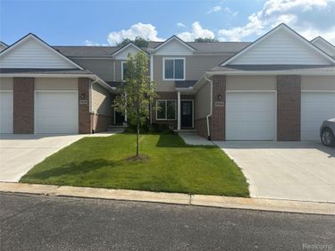 11306 Woodruff Lake , Brighton, Mi 48116