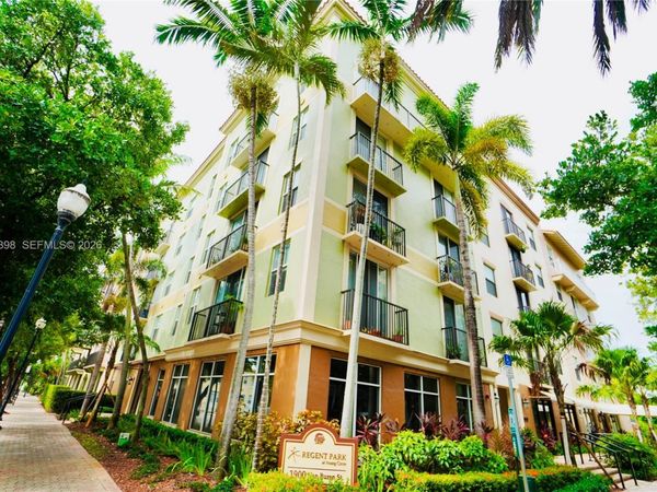 1900 Van Buren St , Unit 118B, Hollywood, FL 33020