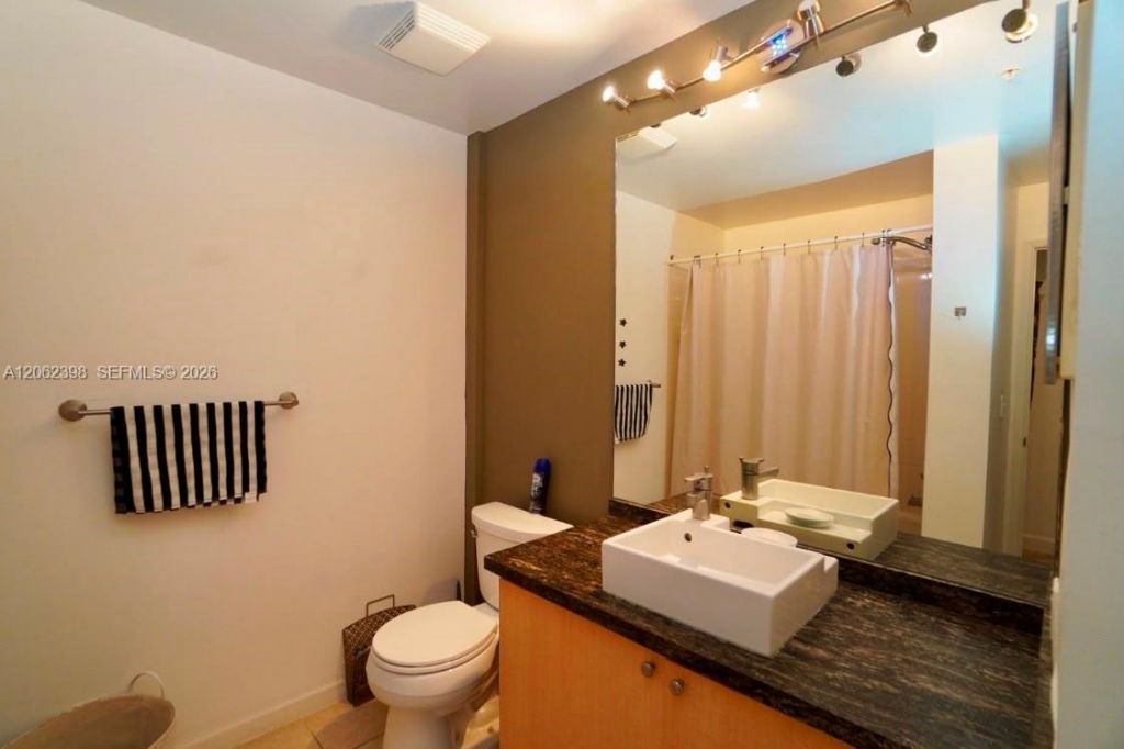 1900 Van Buren St, Unit 118B, Hollywood, FL 33020 Photo