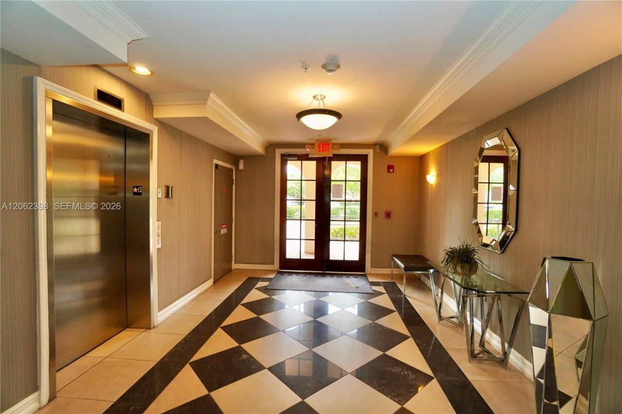 1900 Van Buren St, Unit 118B, Hollywood, FL 33020 Photo