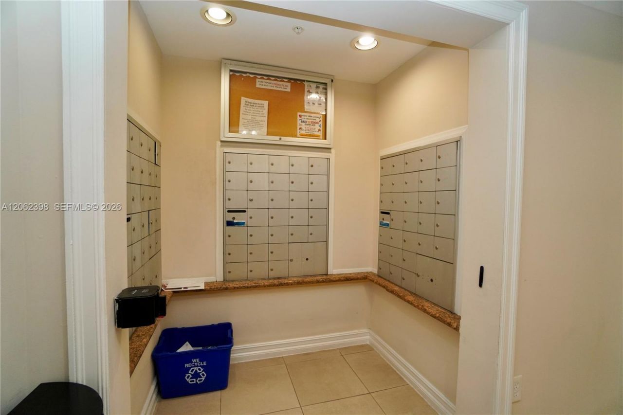 1900 Van Buren St, Unit 118B, Hollywood, FL 33020 Photo