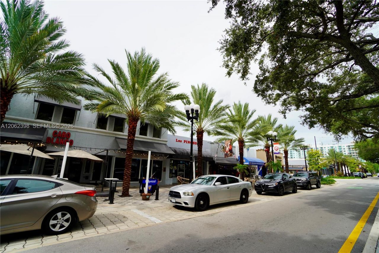 1900 Van Buren St, Unit 118B, Hollywood, FL 33020 Photo