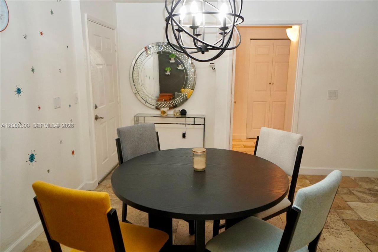 1900 Van Buren St, Unit 118B, Hollywood, FL 33020 Photo