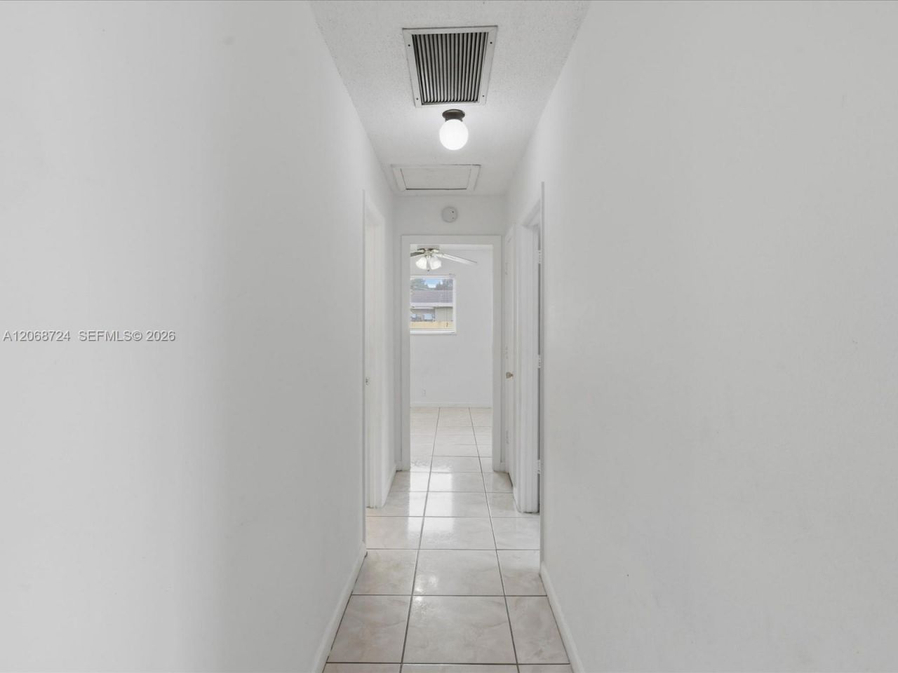 4815 SW 65th Way, Davie, FL 33314 Photo