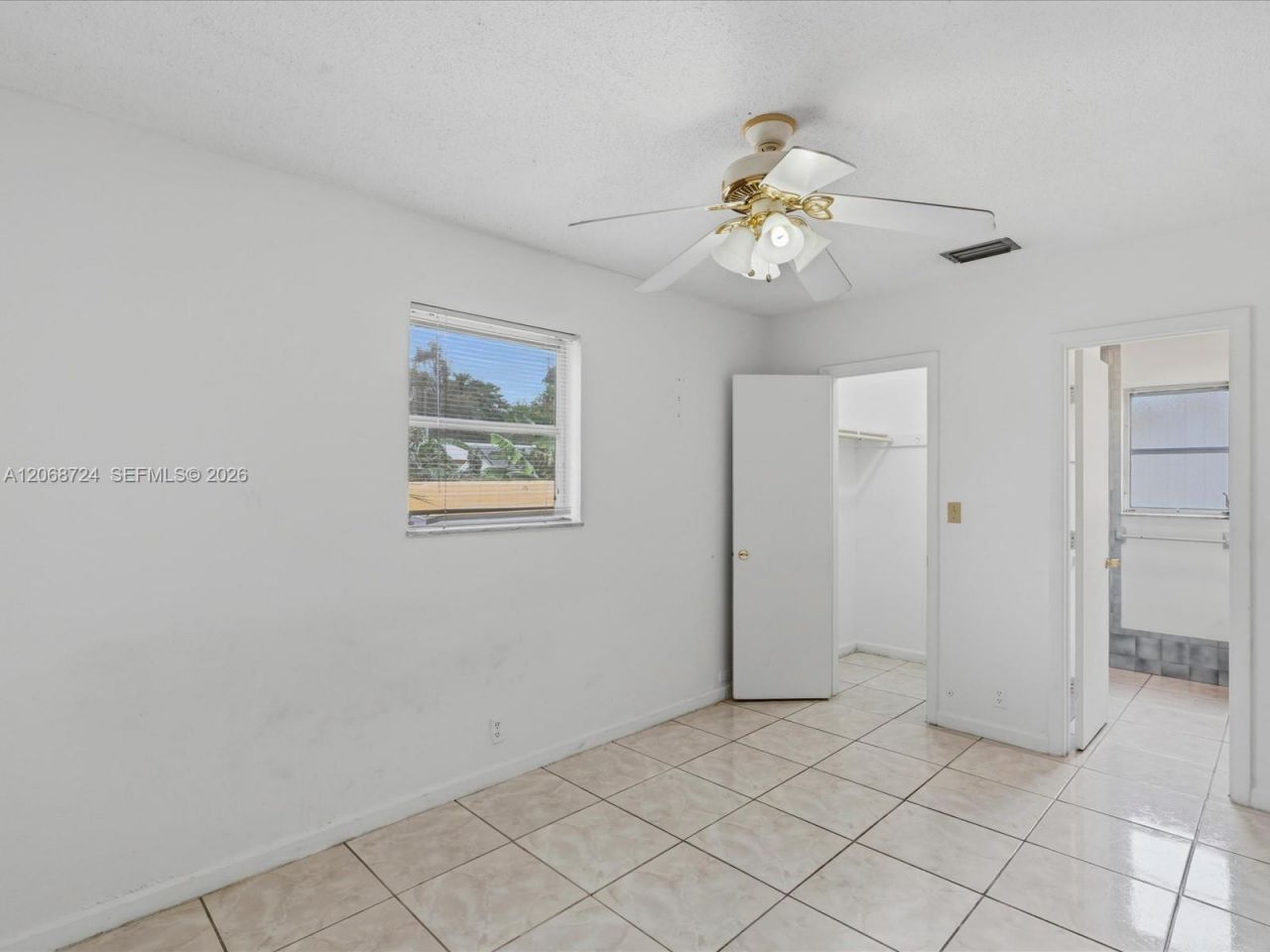 4815 SW 65th Way, Davie, FL 33314 Photo