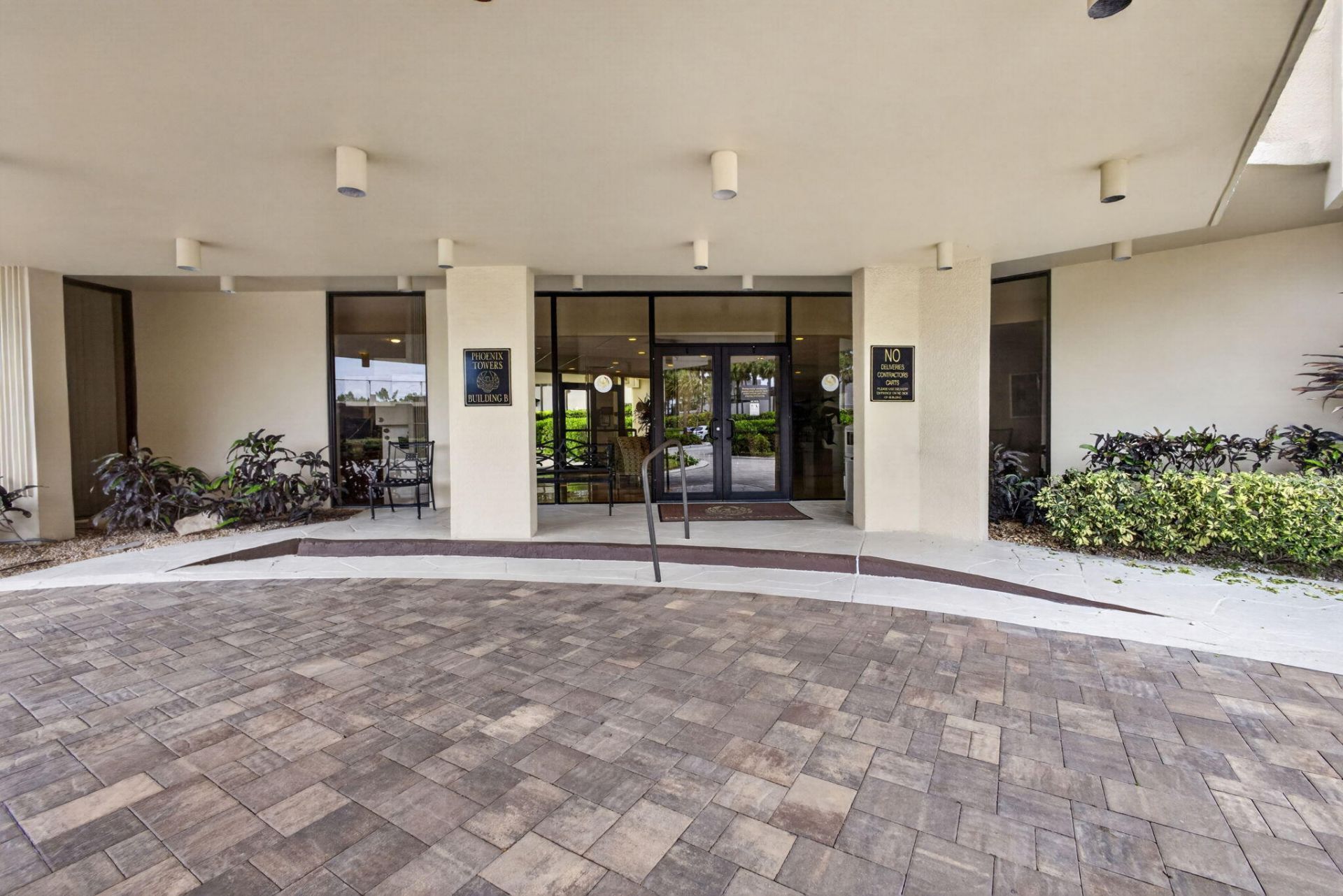 2800 N Ocean Drive, Unit B-4A, Singer Island, FL 33404 Photo