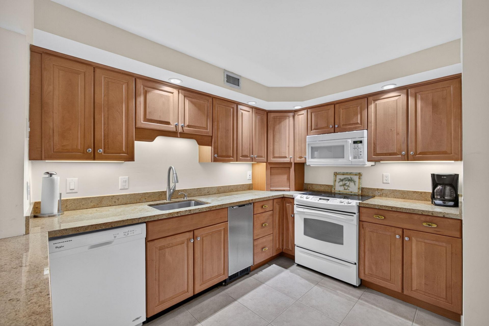 2800 N Ocean Drive, Unit B-4A, Singer Island, FL 33404 Photo