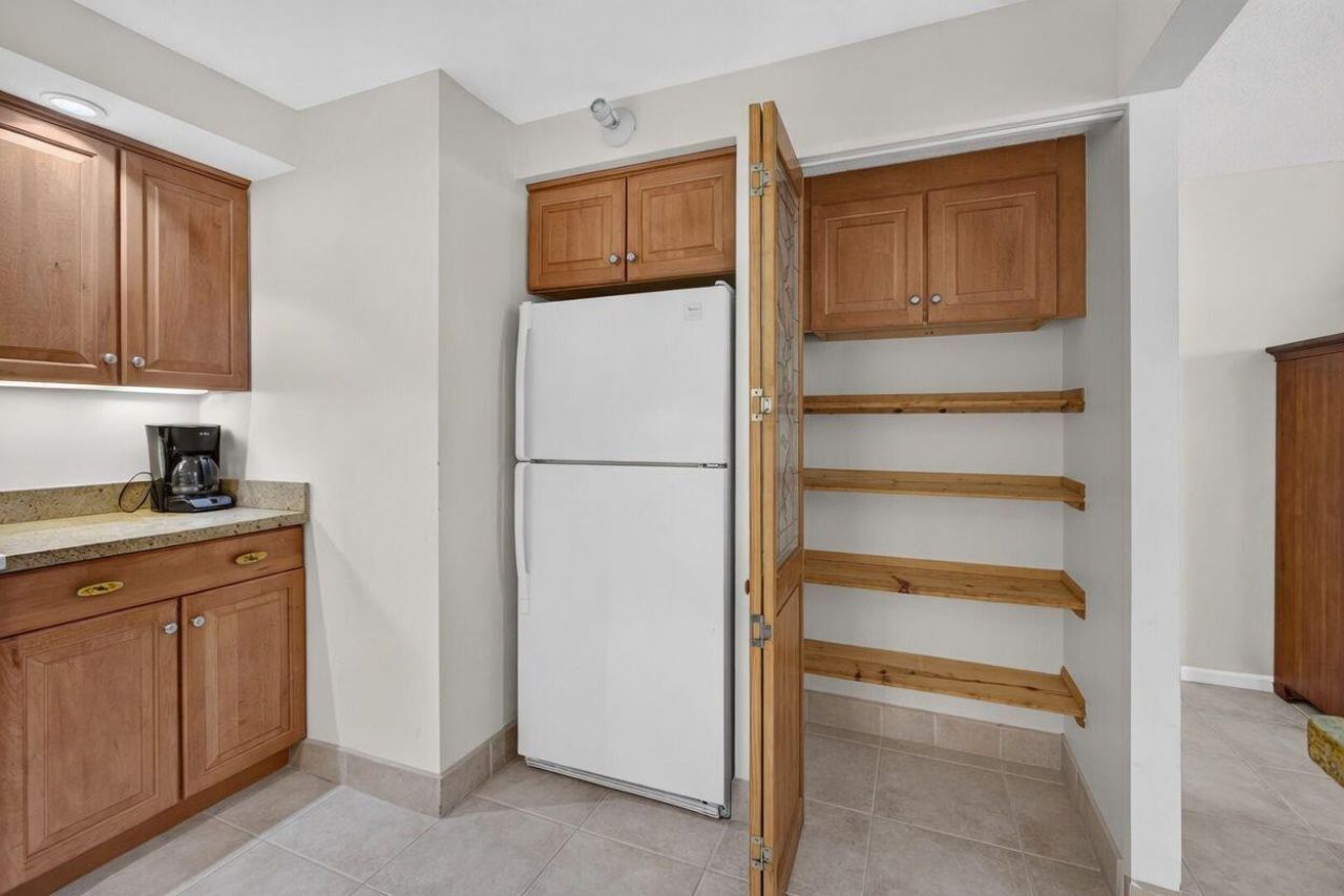 2800 N Ocean Drive, Unit B-4A, Singer Island, FL 33404 Photo