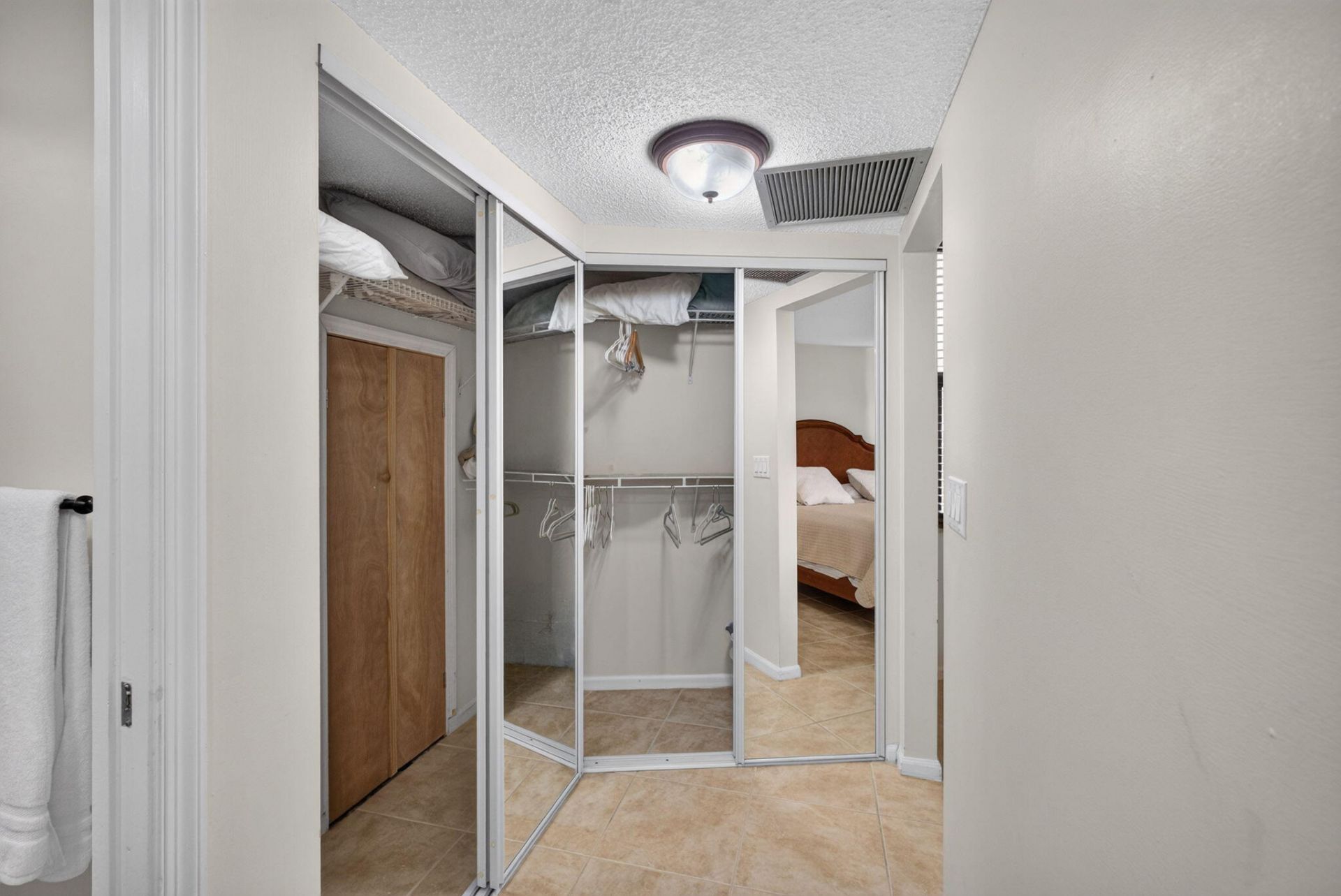 2800 N Ocean Drive, Unit B-4A, Singer Island, FL 33404 Photo