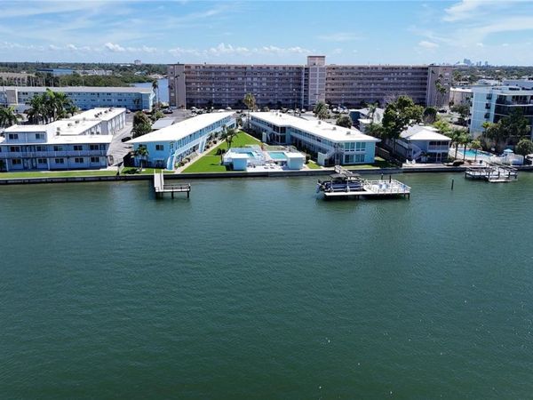 1834 SHORE DRIVE S, Unit 6, SOUTH PASADENA, FL 33707