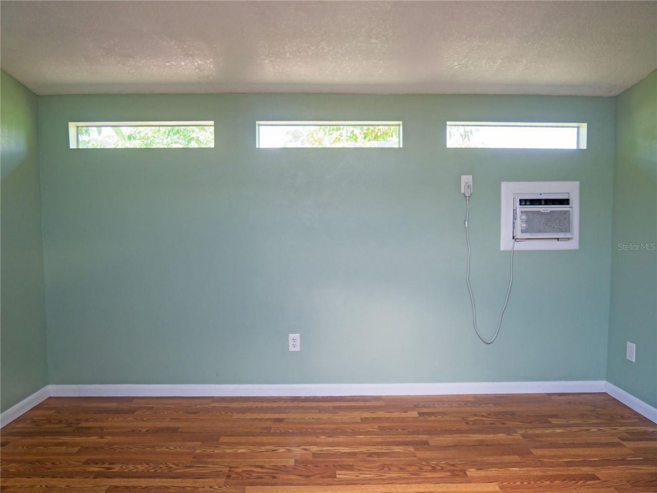 6724 17th Lane N, Saint Petersburg, FL 33702 Photo