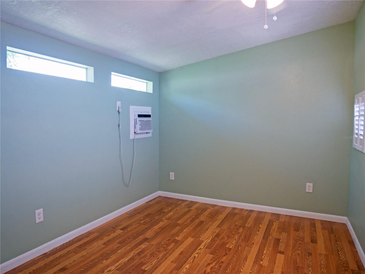 6724 17th Lane N, Saint Petersburg, FL 33702 Photo