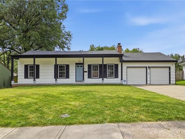 9801 E 79th Terrace, Kansas City, MO 64138