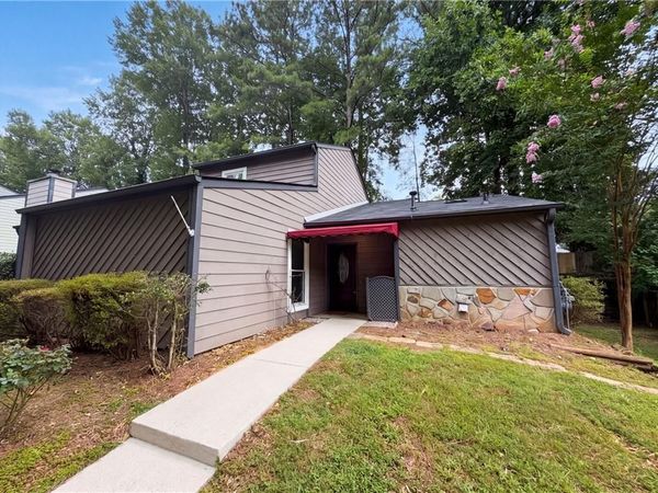 282 Toweridge Drive SW, Marietta, GA 30064