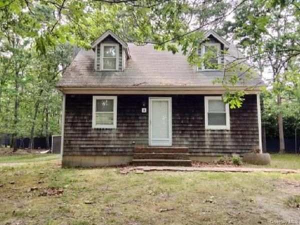 2 President Street , East Hampton, NY 11937