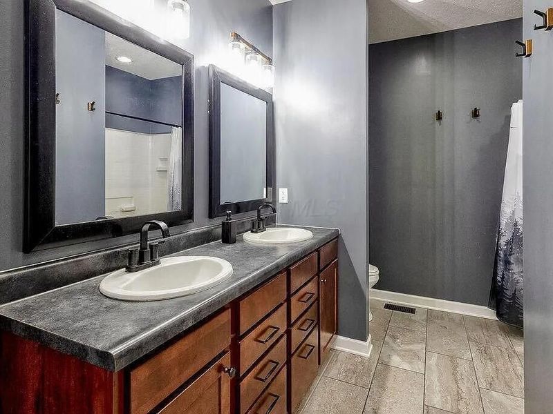 11901 Dunham Road, Mount Vernon, OH 43050 Photo 17