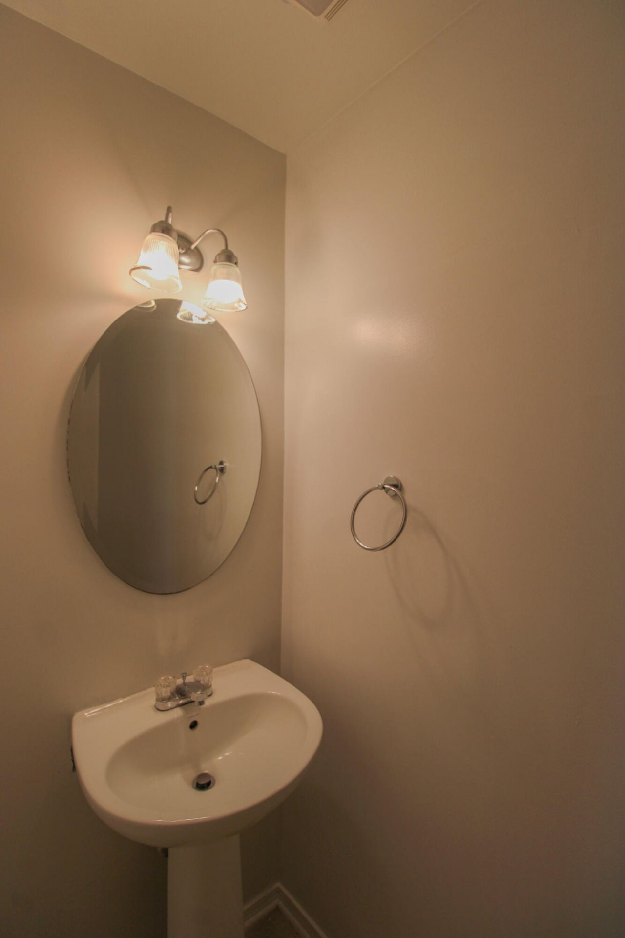 8811 Kellum Drive Photo 10