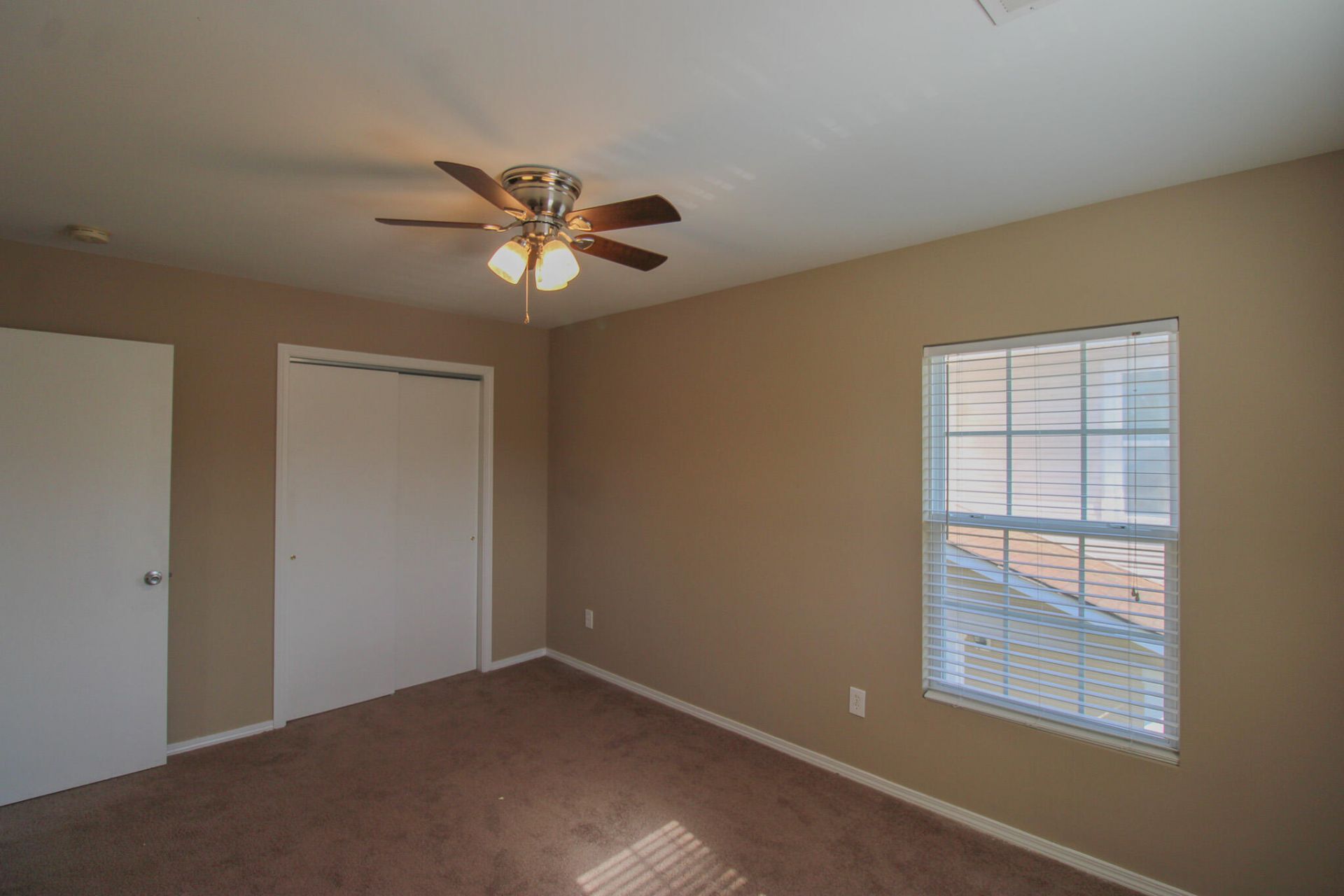 8811 Kellum Drive Photo 16