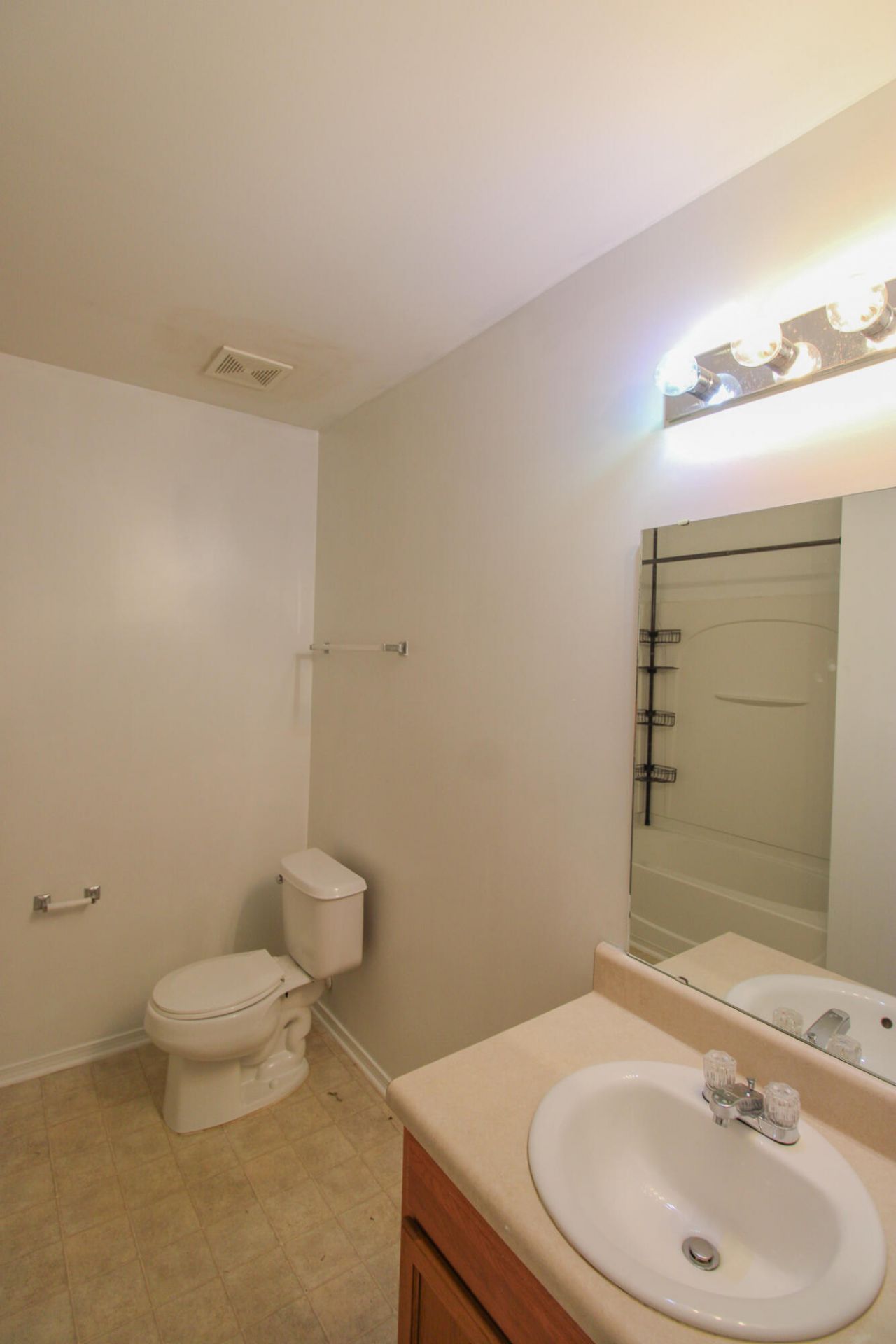8811 Kellum Drive Photo 17