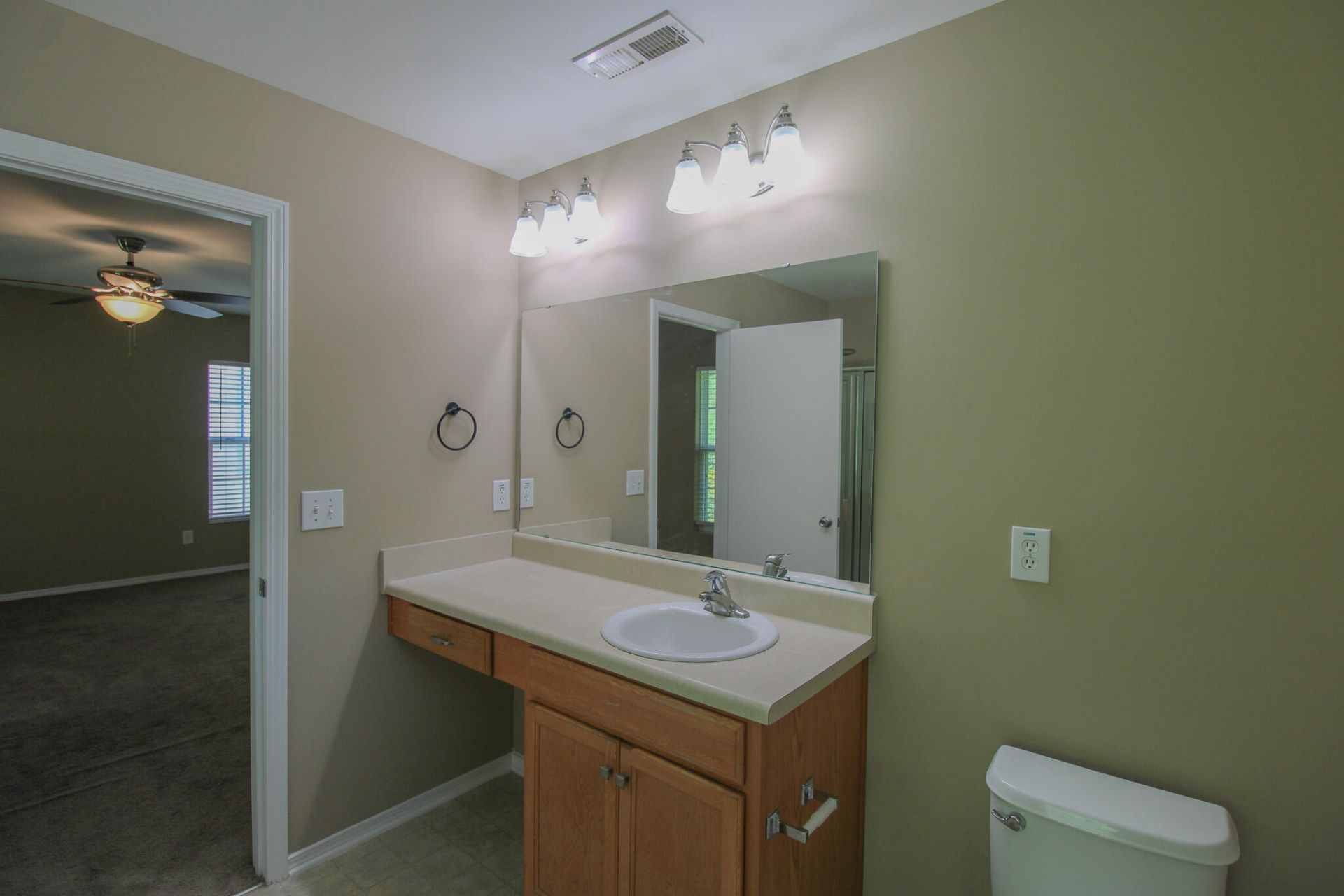 8811 Kellum Drive Photo 25