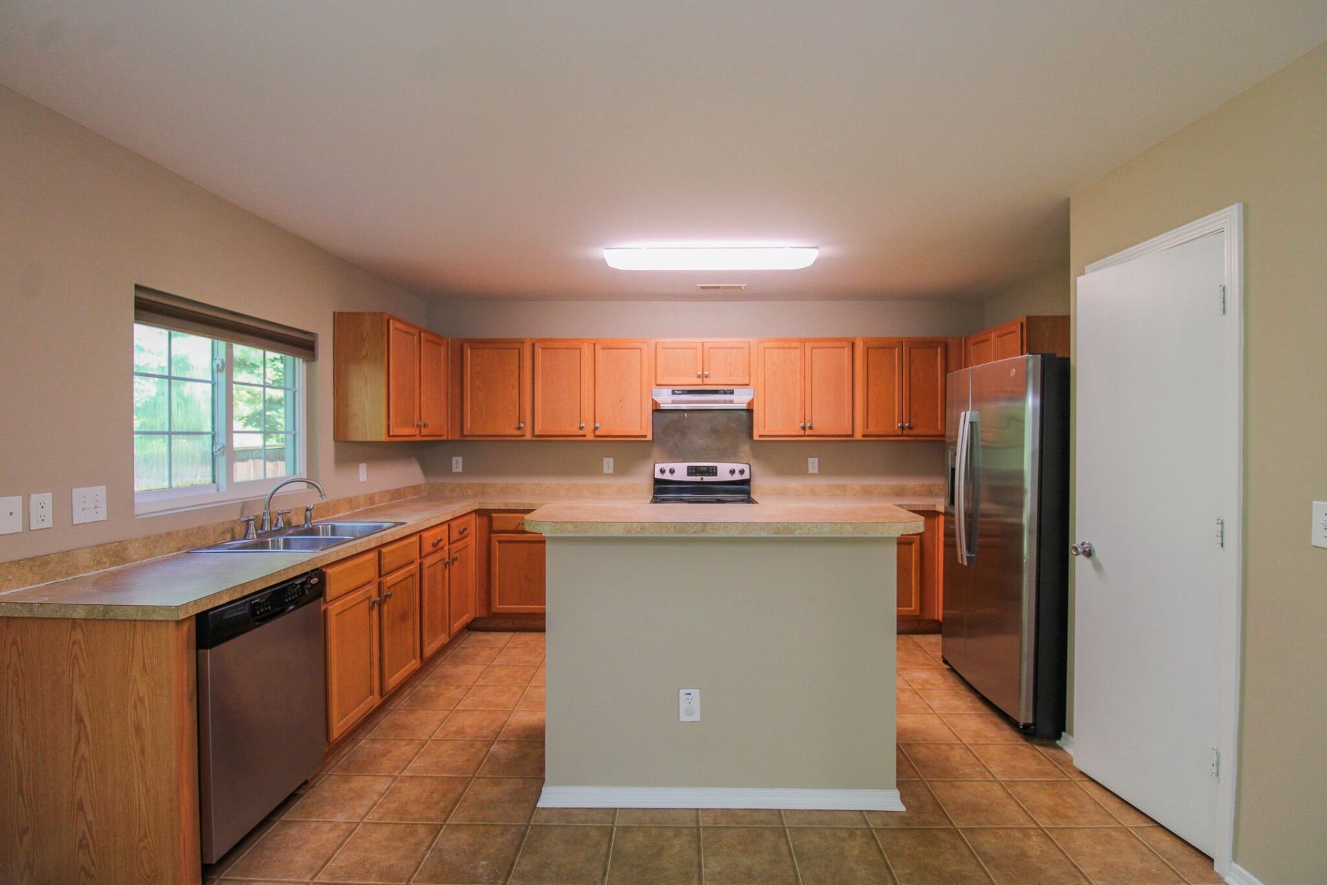 8811 Kellum Drive Photo 8