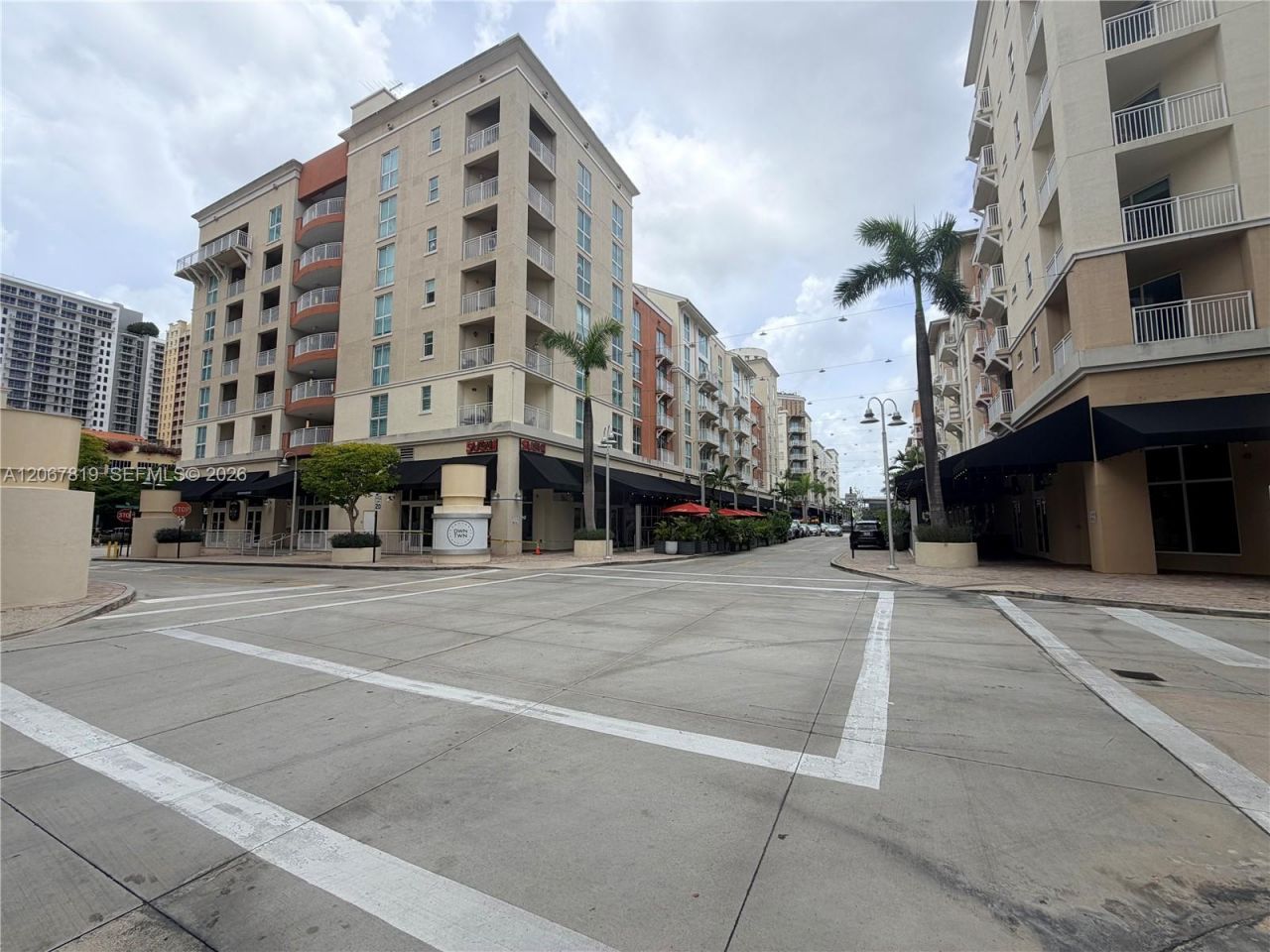 7290 SW 90th St , Unit 207, Miami, FL 33156 Photo