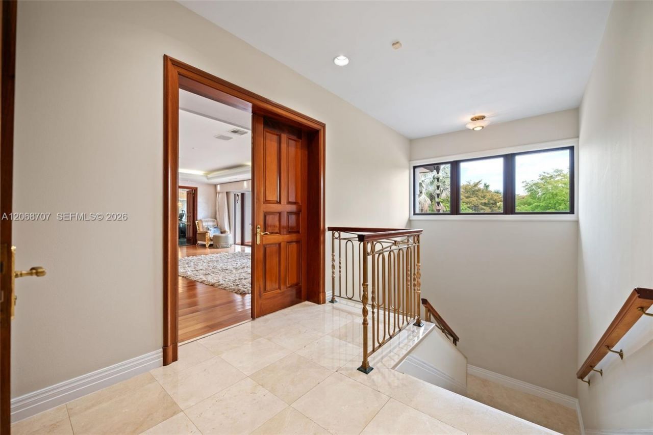 7701 Old Cutler Rd , Coral Gables, FL 33143 Photo