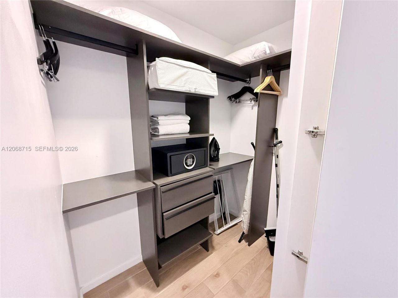398 NE 5th St , Unit 2203, Miami, FL 33132 Photo