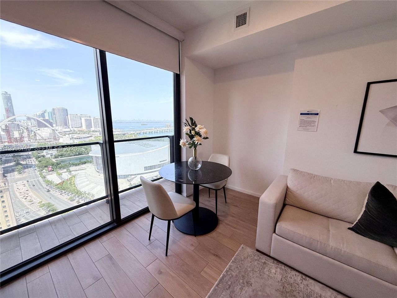 398 NE 5th St , Unit 2203, Miami, FL 33132 Photo