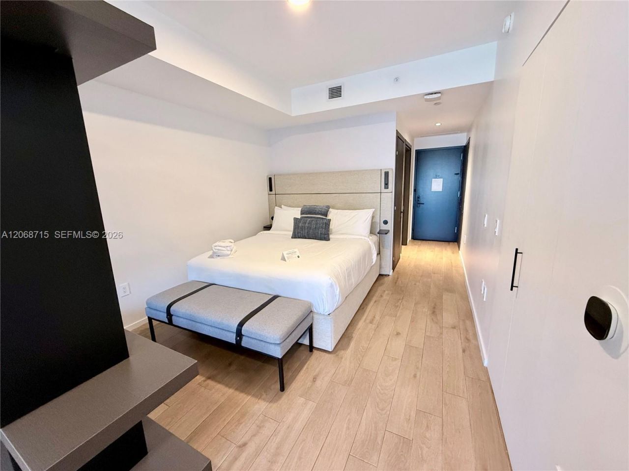 398 NE 5th St , Unit 2203, Miami, FL 33132 Photo