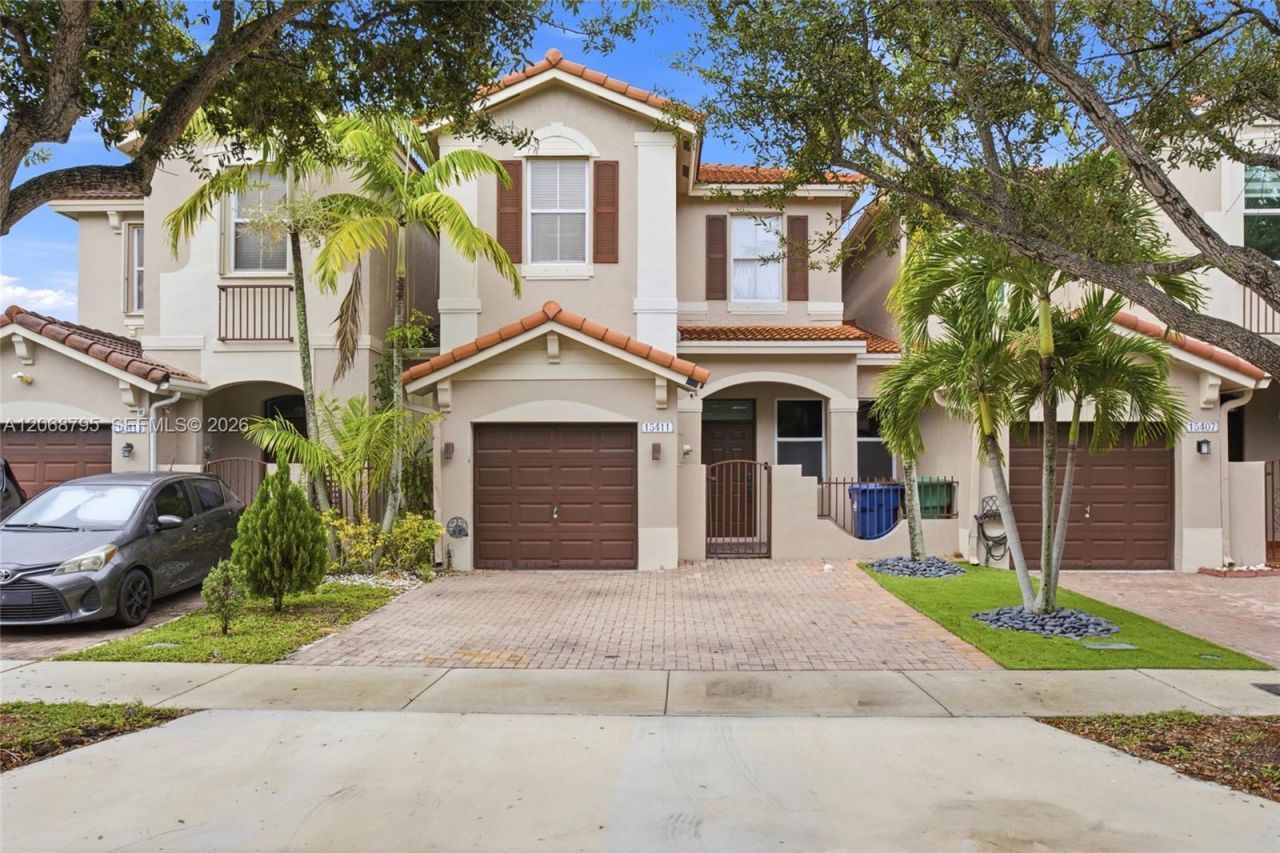 15411 SW 9th Way, Miami, FL 33194 Photo