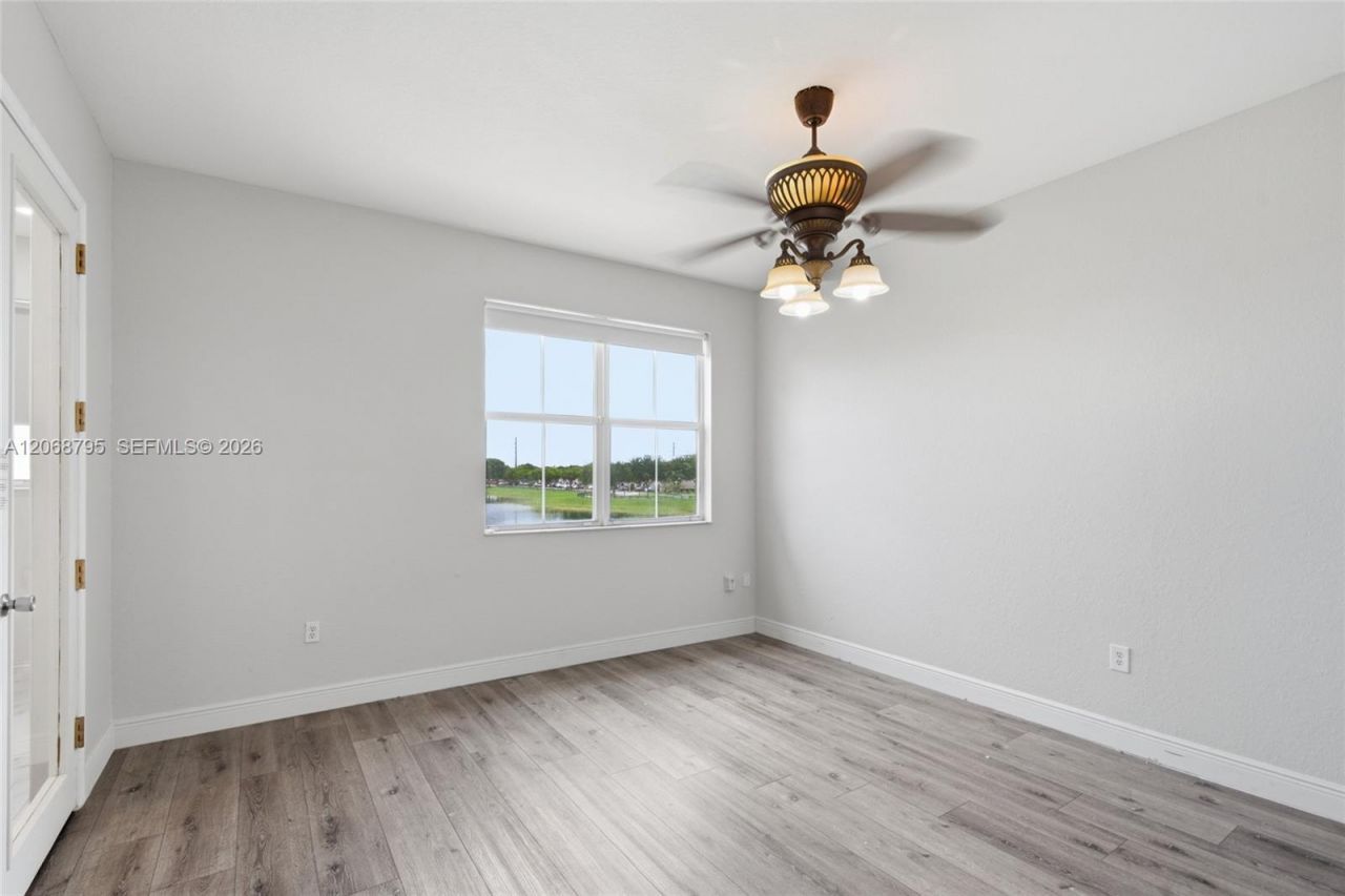 15411 SW 9th Way, Miami, FL 33194 Photo