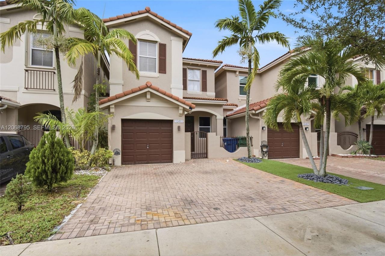 15411 SW 9th Way, Miami, FL 33194 Photo