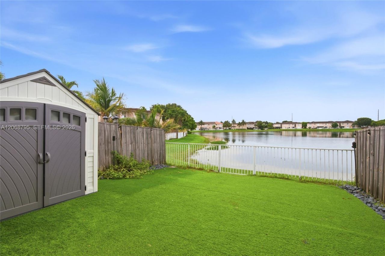 15411 SW 9th Way, Miami, FL 33194 Photo