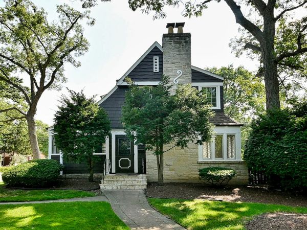 2147 N 78th Avenue , Elmwood Park, IL 60707