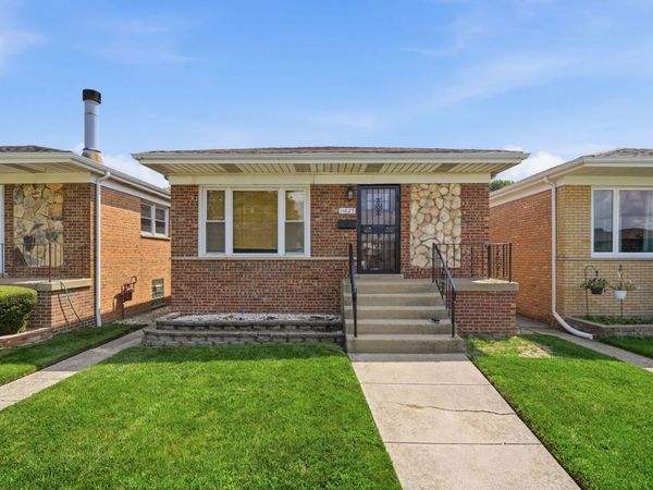 11625 S Avenue L , Chicago, IL 60617