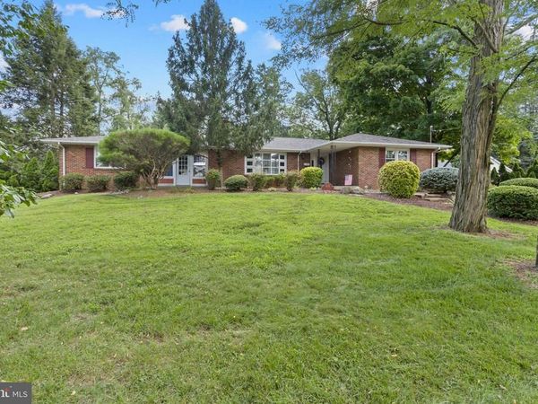 415 MAIN STREET, HAMILTON TOWNSHIP, NJ 08620