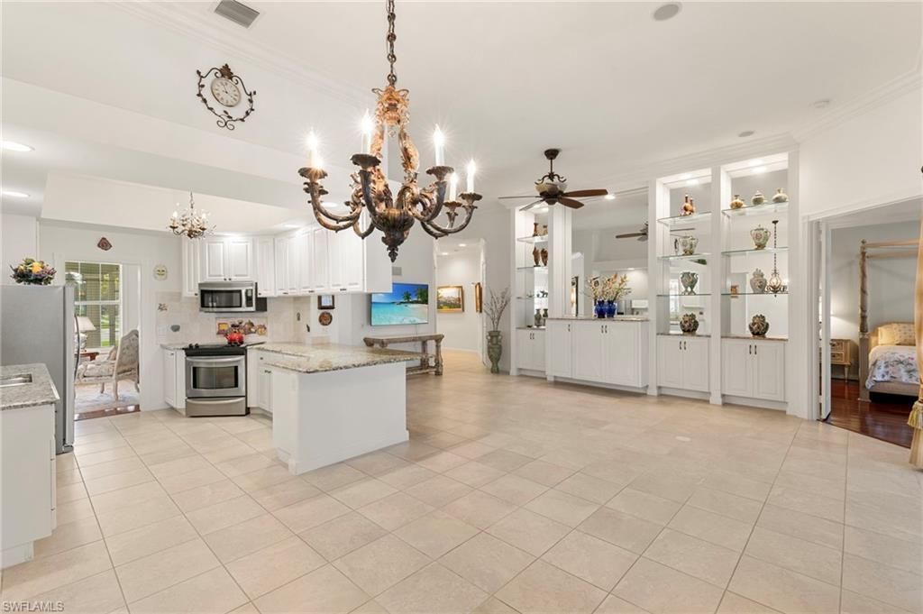 7709 Sicilia Ct, Naples, FL 34114 Photo
