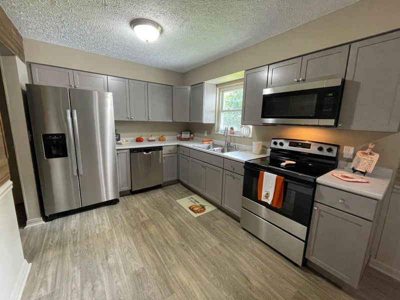 129 Gale Court , Circleville, OH 43113 Photo 8