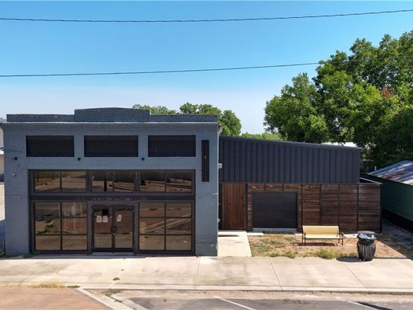 16 E Main Street , Troy, TX 76579