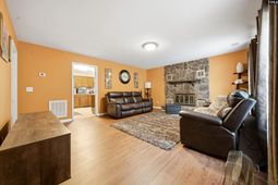2009 Greenwyche Avenue photo 4