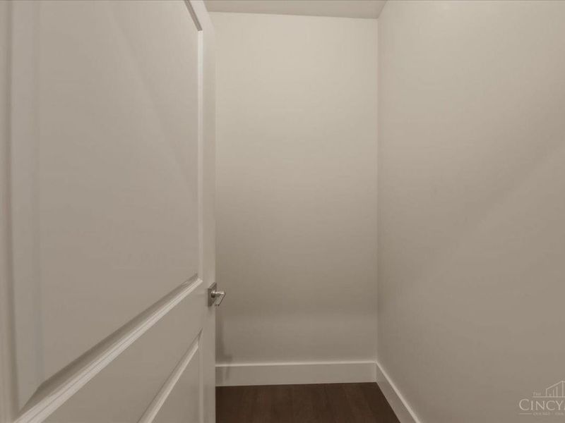 3912 Edwards Road, Cincinnati, OH 45209 Photo 14