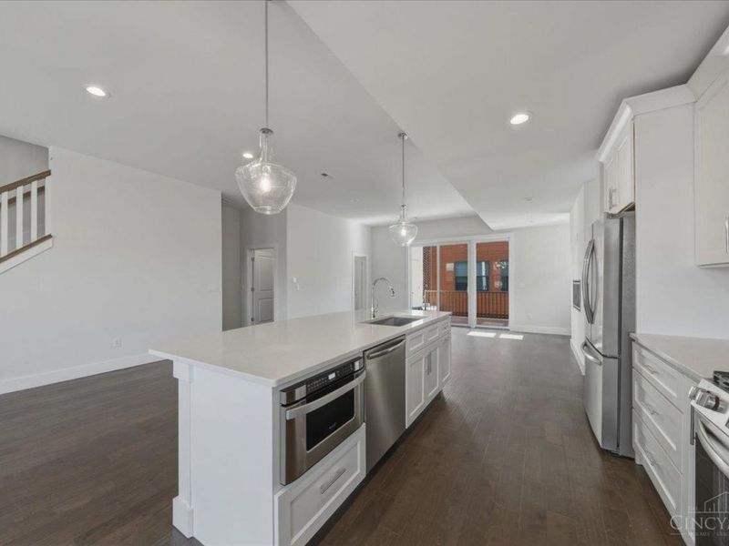 3912 Edwards Road, Cincinnati, OH 45209 Photo 21