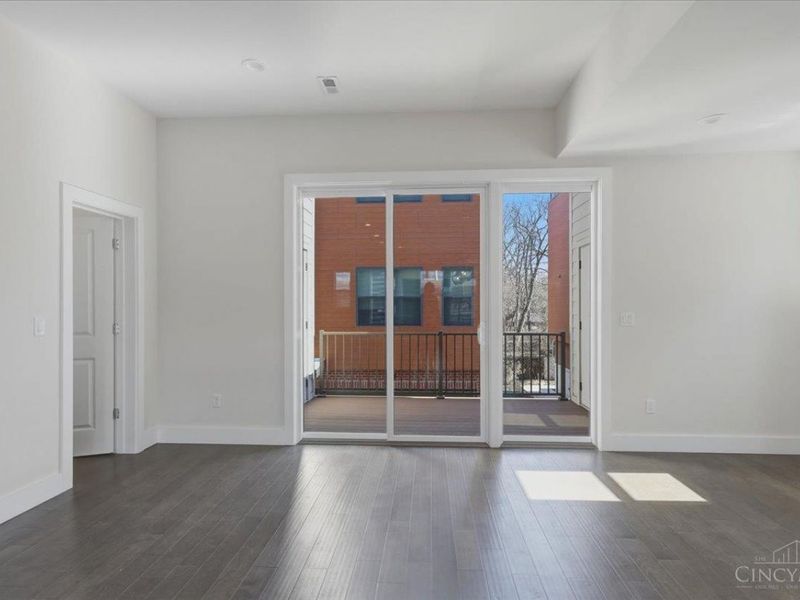 3912 Edwards Road, Cincinnati, OH 45209 Photo 25