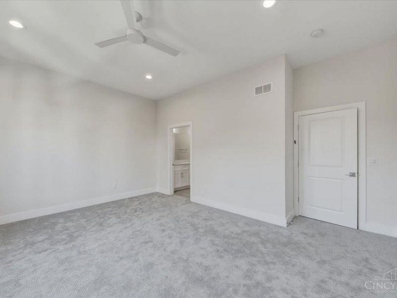 3912 Edwards Road, Cincinnati, OH 45209 Photo 38