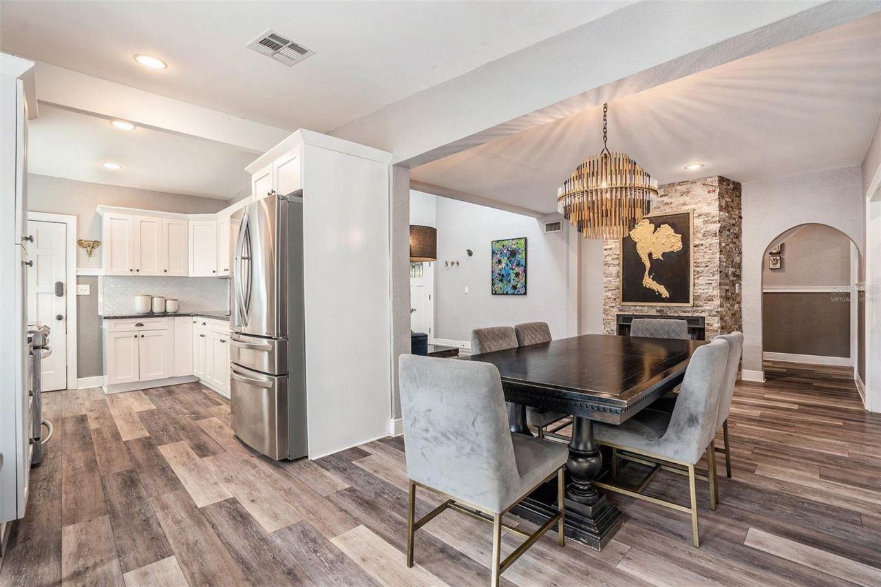 2134 Serpentine Circle S, Saint Petersburg, FL 33712 Photo