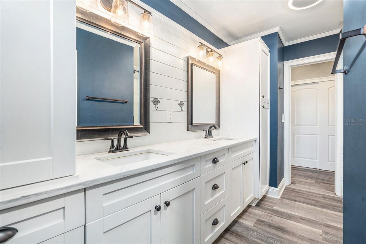2134 Serpentine Circle S, Saint Petersburg, FL 33712 Photo