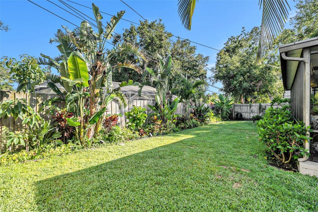 2134 Serpentine Circle S, Saint Petersburg, FL 33712 Photo