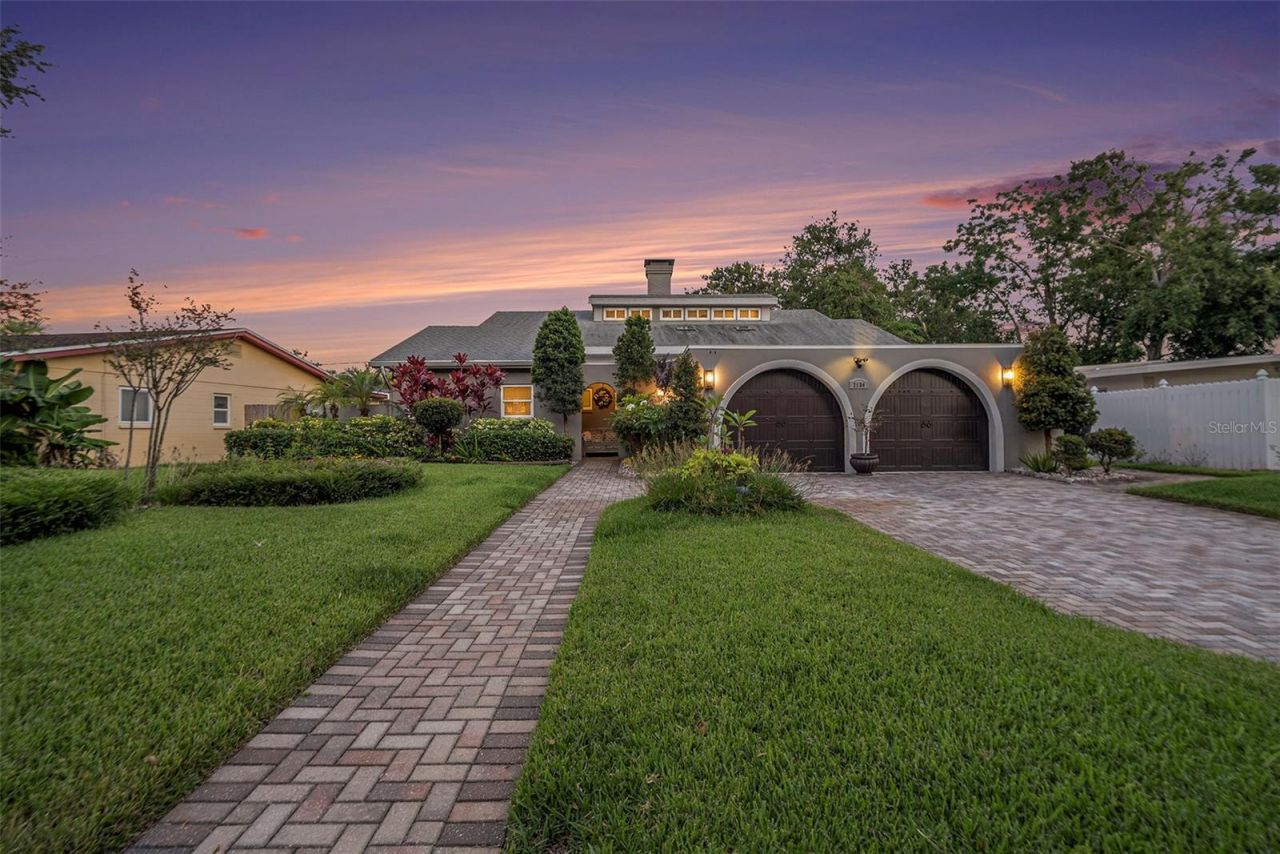 2134 Serpentine Circle S, Saint Petersburg, FL 33712 Photo