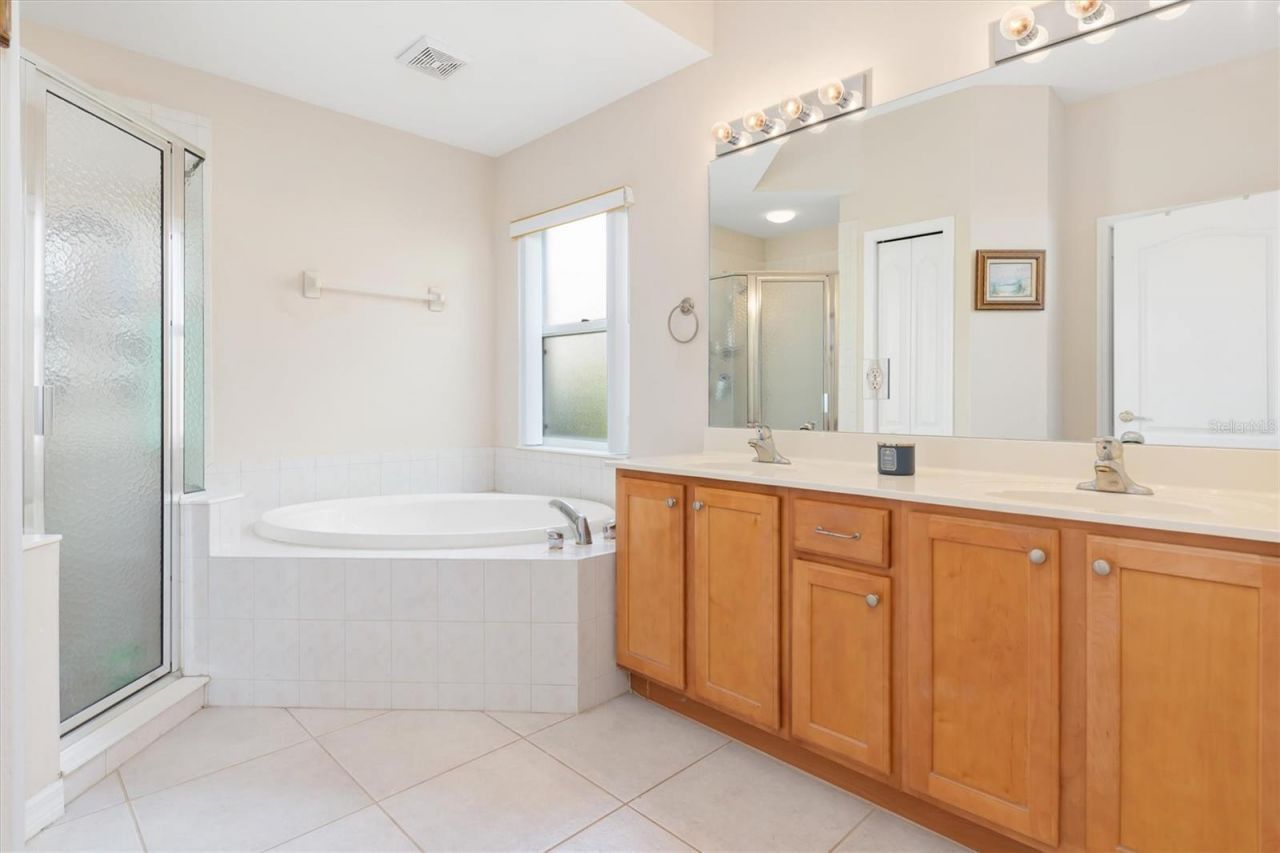 6918 74th Street Circle E, Bradenton, FL 34203 Photo